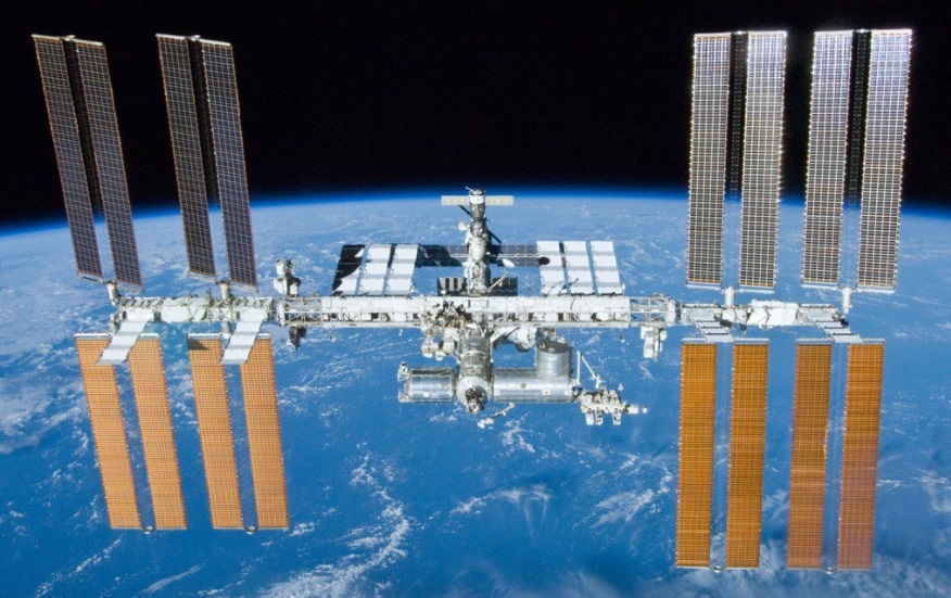 Astronautas de la Estación Espacial Internacional se refugian de llamarada solar