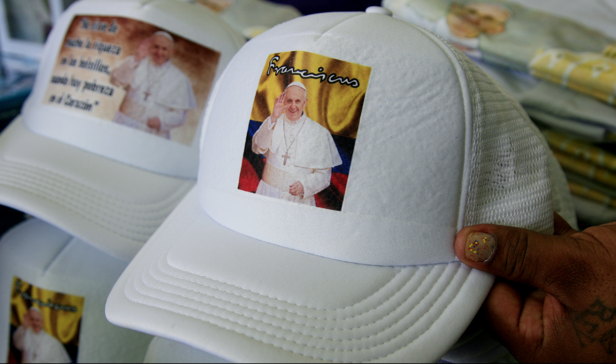 Gorras con la imagen del papa Francisco