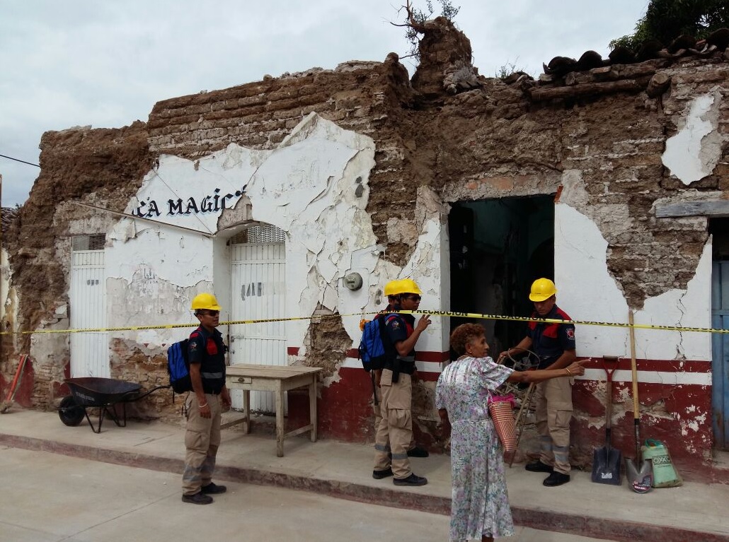 Reportan mil viviendas afectadas por sismo en Guerrero