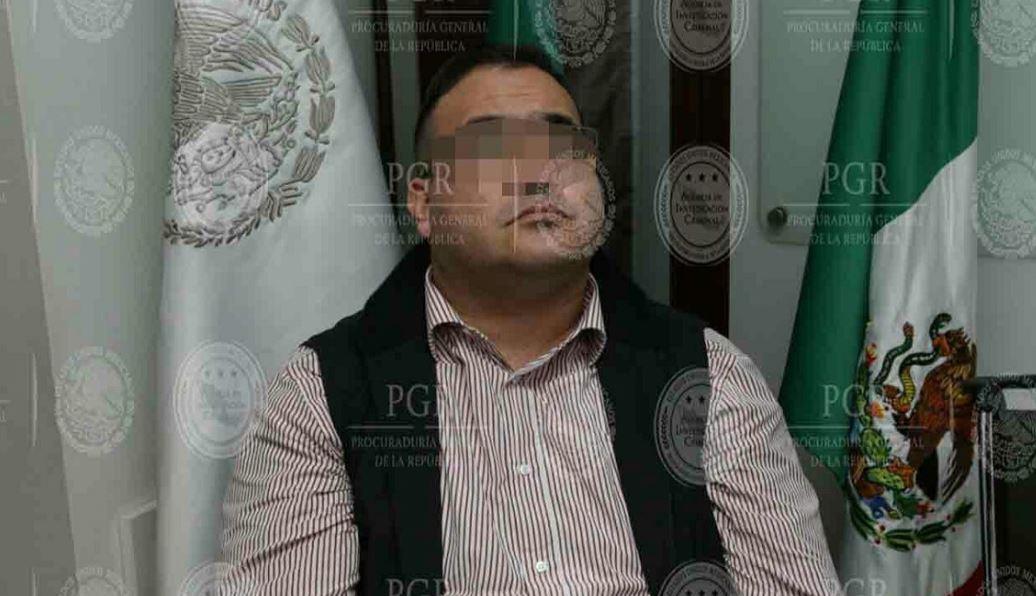 Ejecutan dos órdenes de aprehensión más contra Javier Duarte