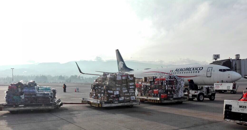 Líneas aéreas y transportistas mexicanos apoyan traslado de donativos