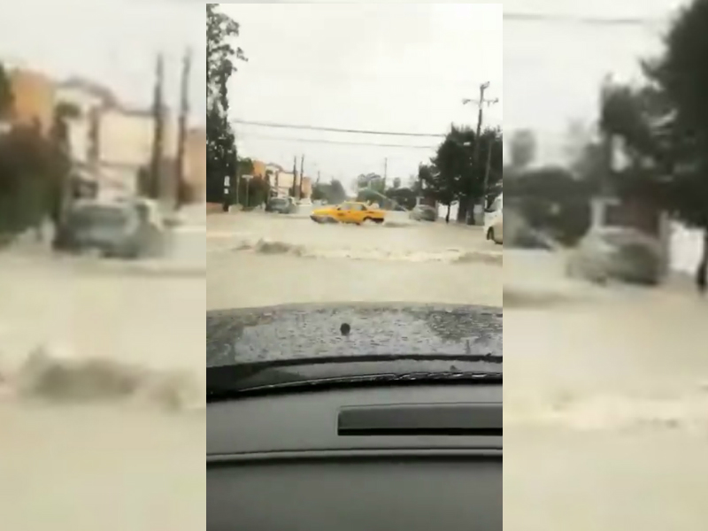 Lluvias inundan calles de Saltillo, Coahuila