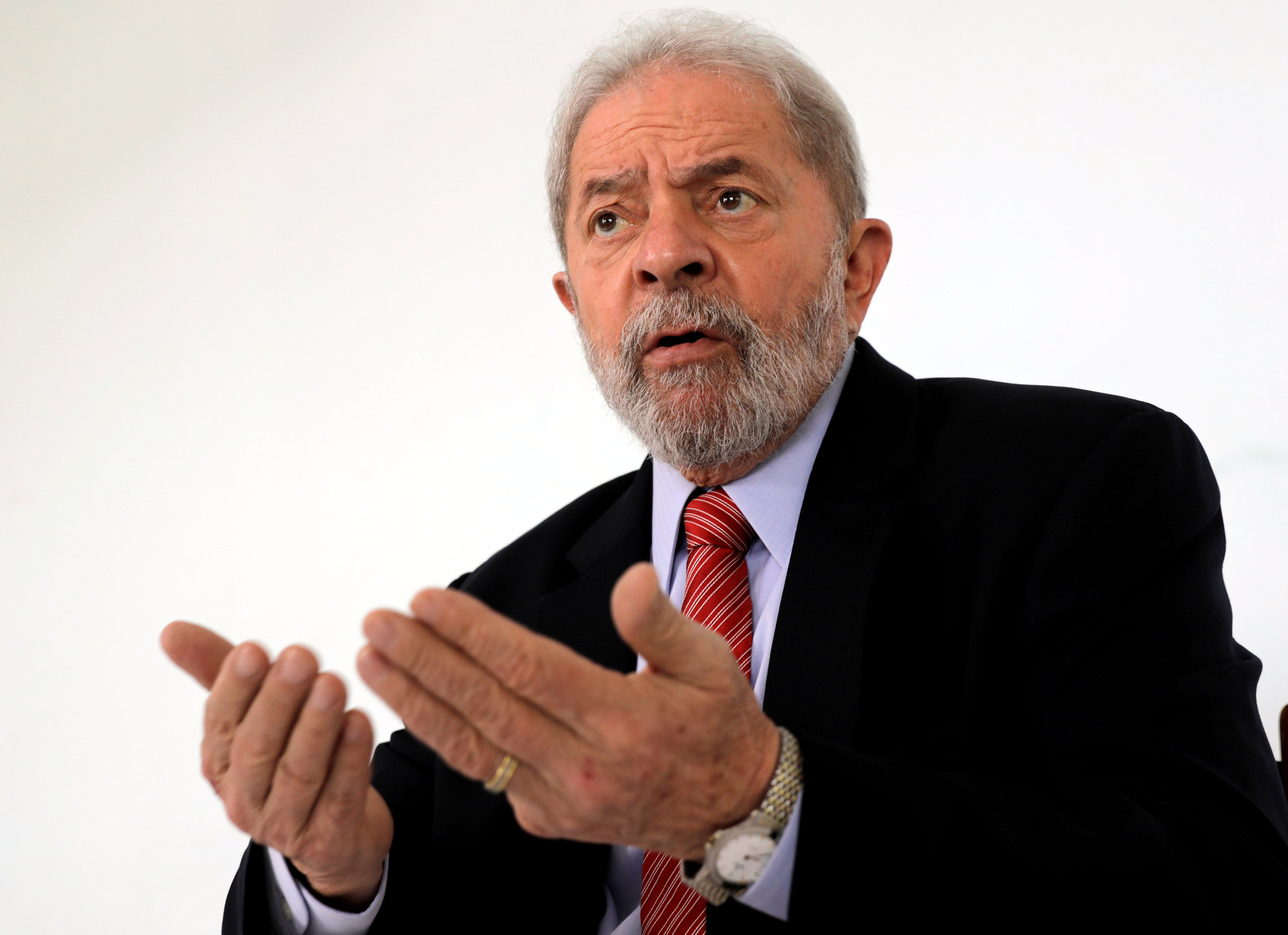 Juez pide aumentar a 12 años condena contra Lula por corrupción