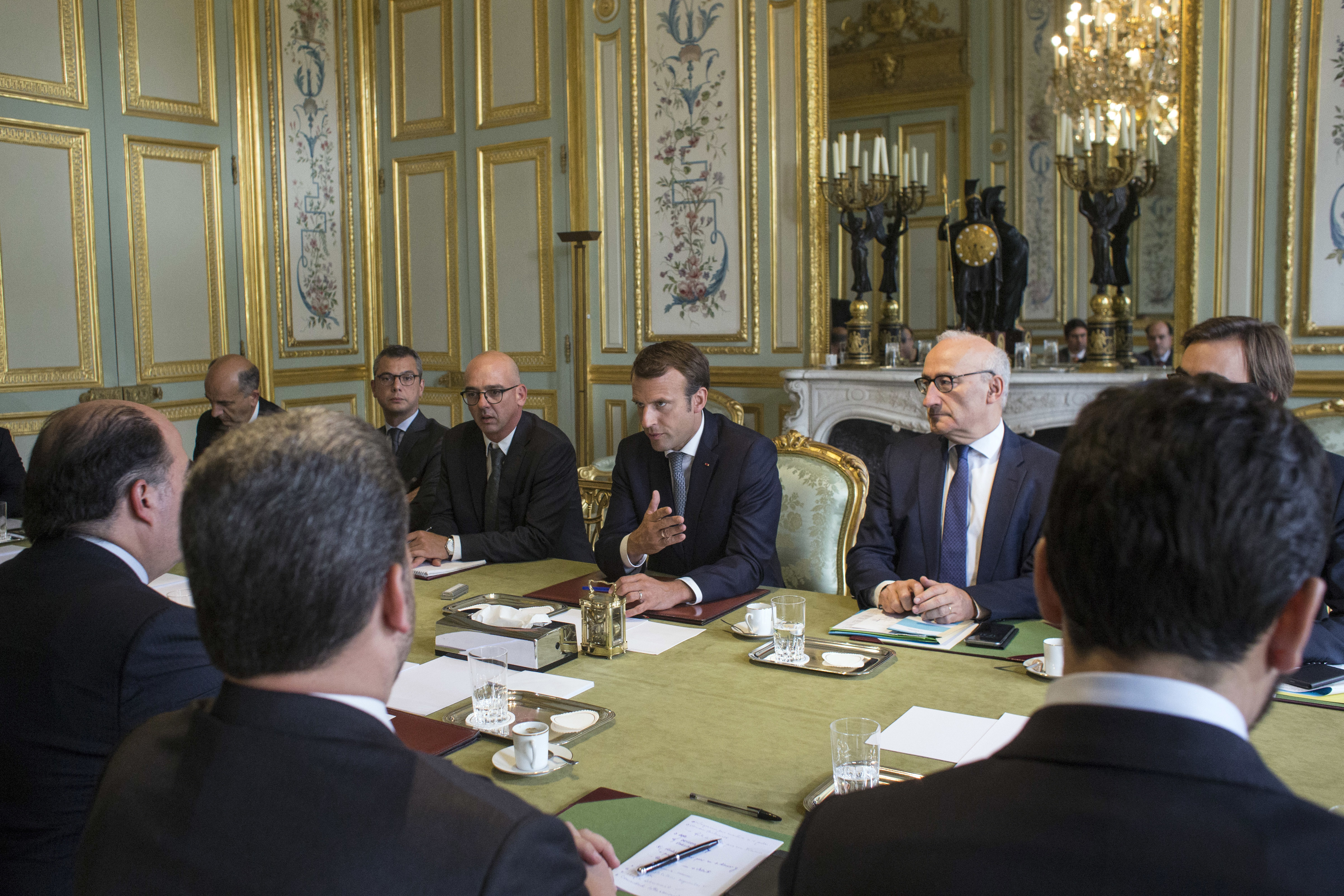 Macron se reune Paris lideres opositores Venezuela