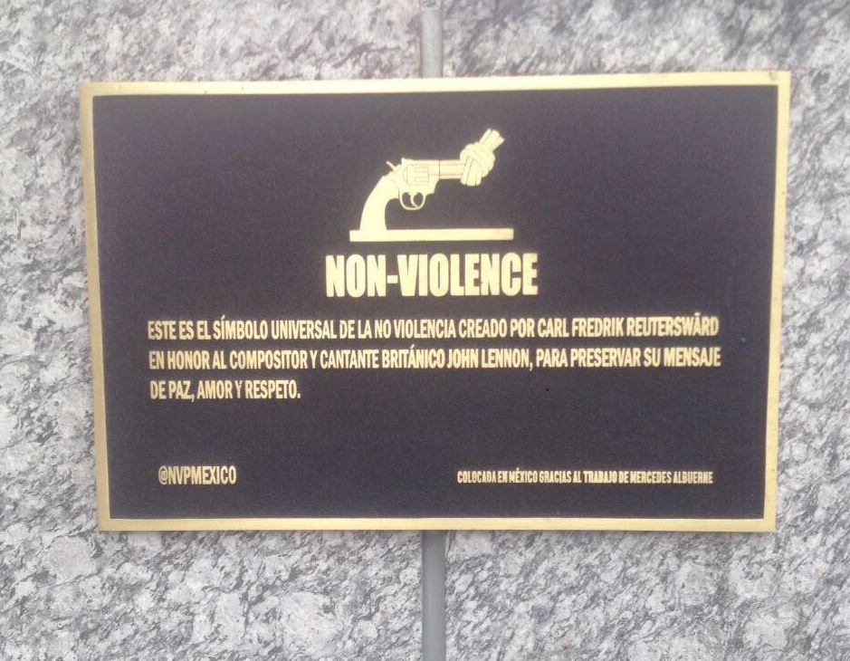 donan escultura non violence project estadomexico