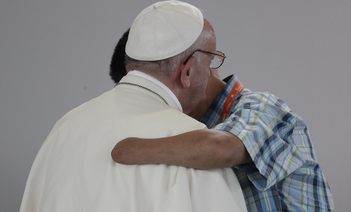 papa pide justicia y reconciliacion colombia emotiva jornada