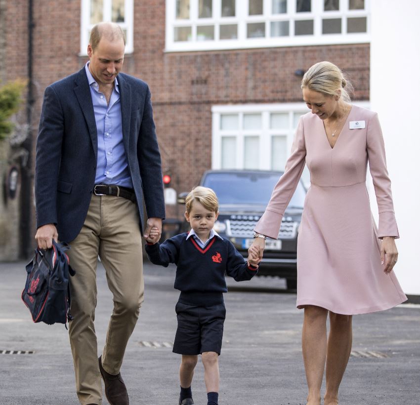 principe guillemo lleva a su hijo jorge a la escuela