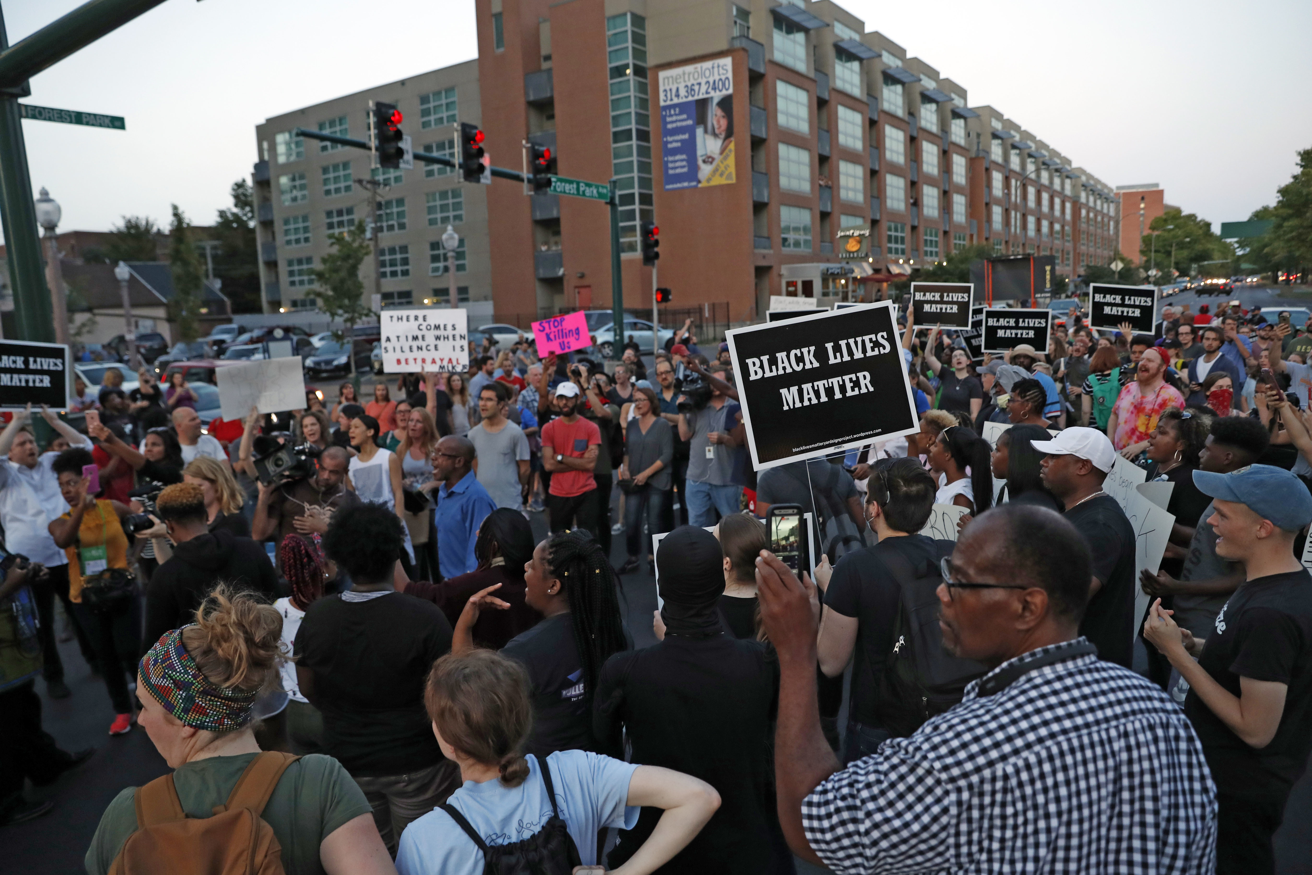 Protestas Saint Louis Missouri exoneración policía blanco