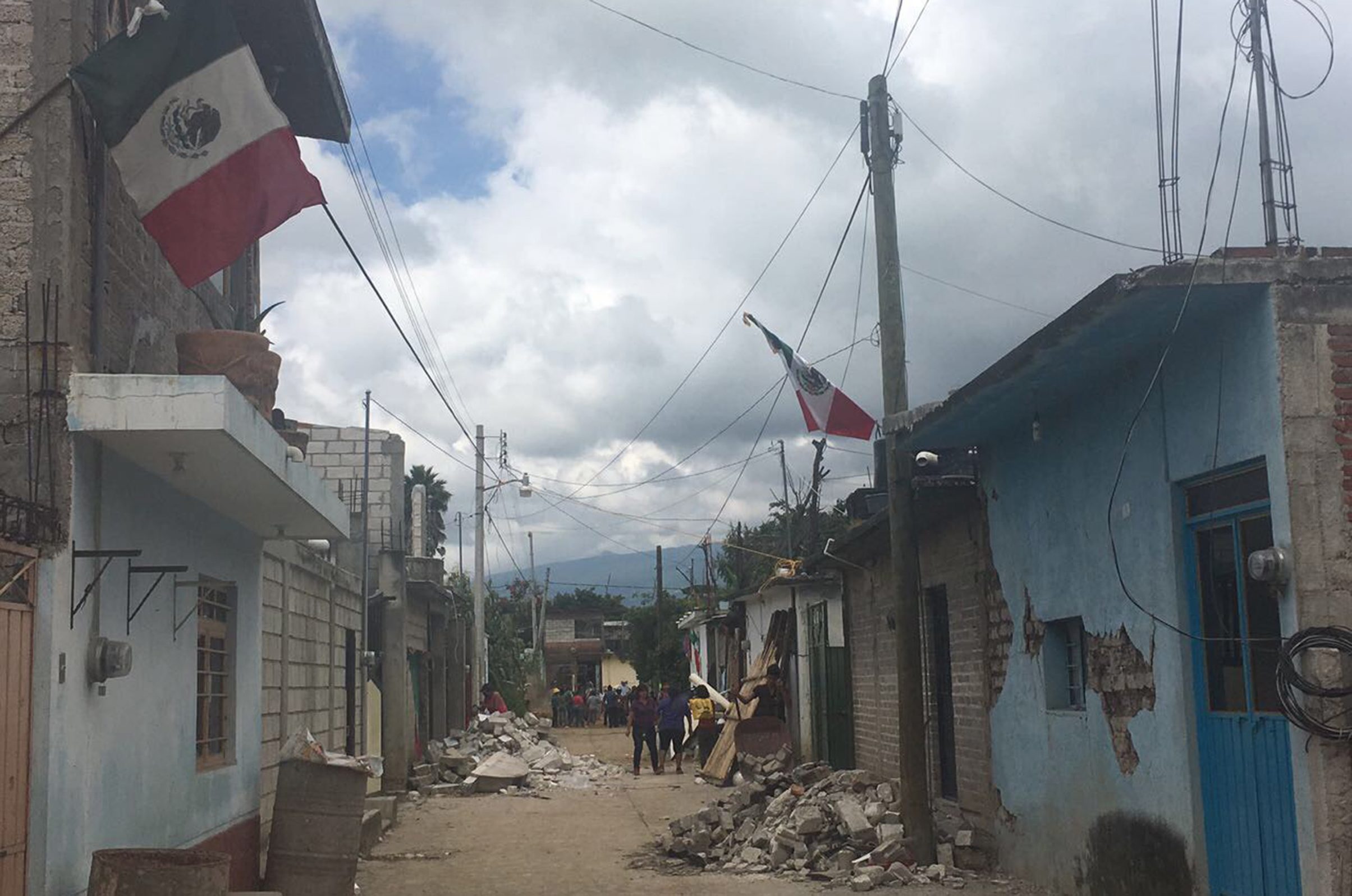 INE repondrá credencial a personas que la perdieron por sismo
