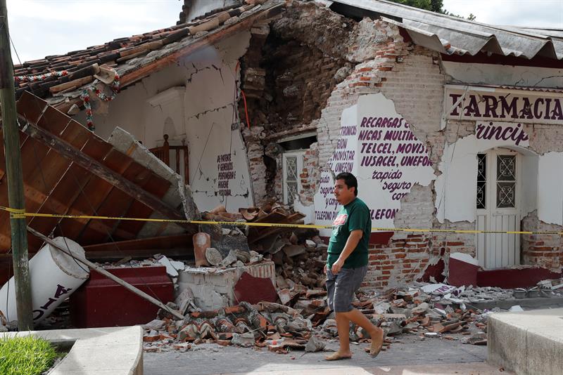 Suman 78 muertos en Oaxaca tras sismo