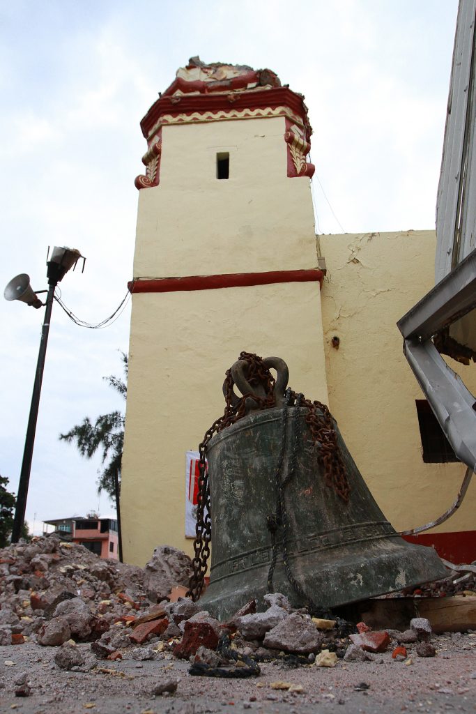 Iglesia dañada en San Gregorio Atlapulco, Xochimilco