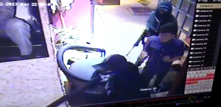 Cámara capta ataque a bar de Irapuato, Guanajuato, que dejó 5 muertos