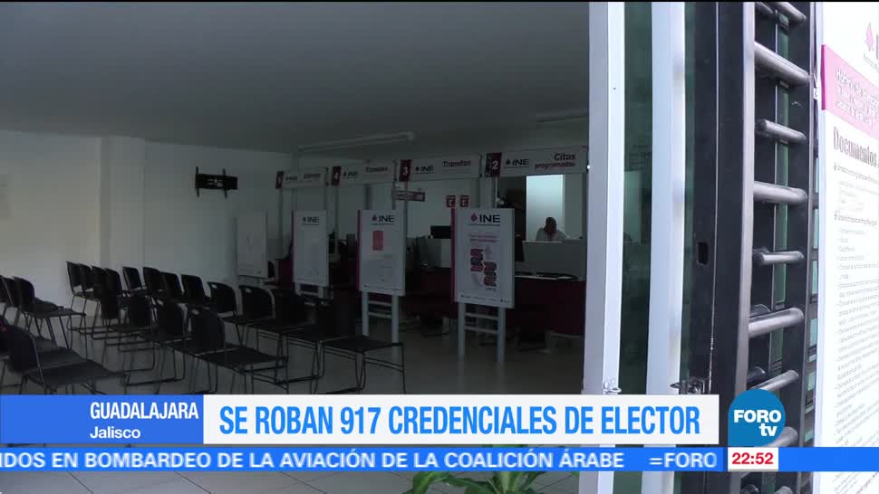 Roban credenciales de elector en Guadalajara