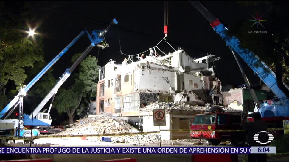 Continúa la demolición del edificio en Concepción Béistegui, CDMX