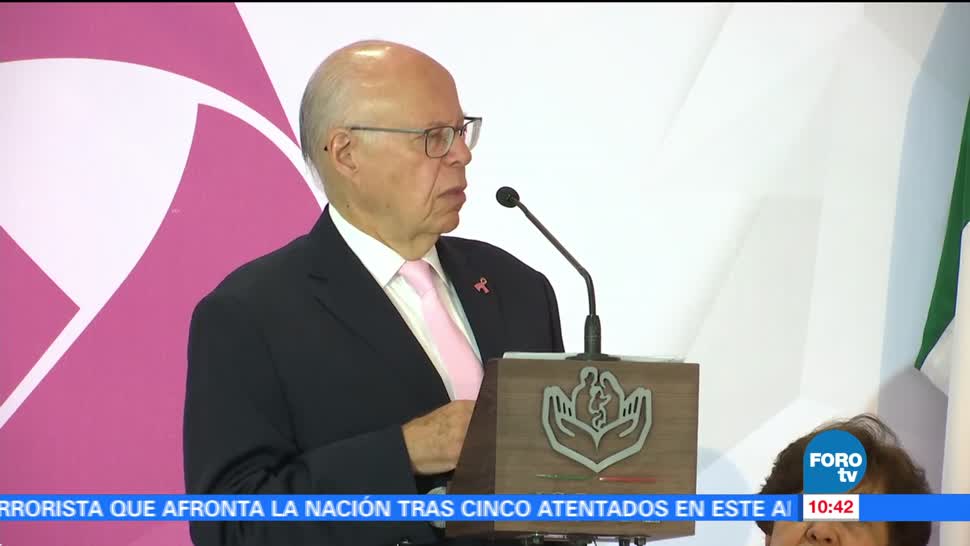 José Narro preside 'Guantes Rosas', feria para prevenir el cáncer de mama