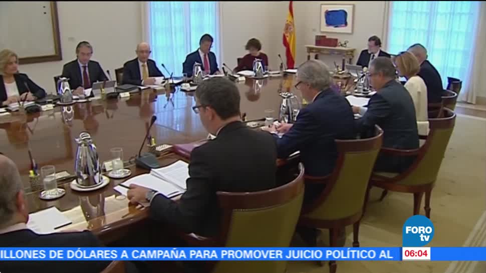 Gobierno español inicia reunión de gabinete de crisis en Cataluña