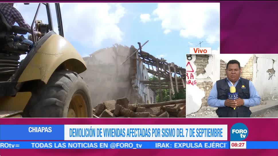 Demolición de viviendas afectadas por sismo del 7S en Chiapas