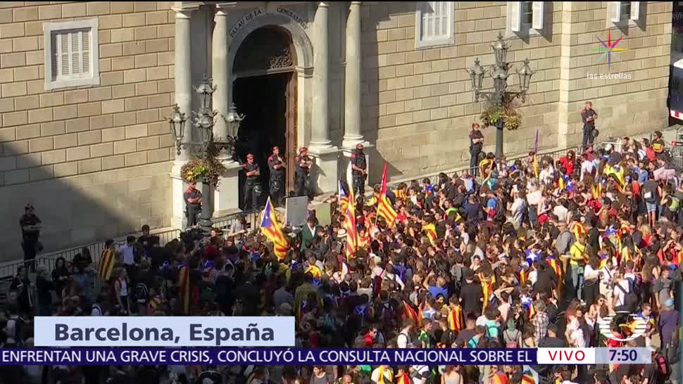 Carles Puigdemont suspende mensaje ante medios sobre futuro de Cataluña