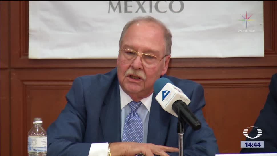 Lozoya presenta denuncias contra Santiago Nieto