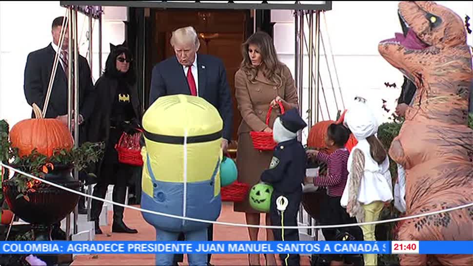 Donald y Melania Trump festeja Halloween en la Casa Blanca