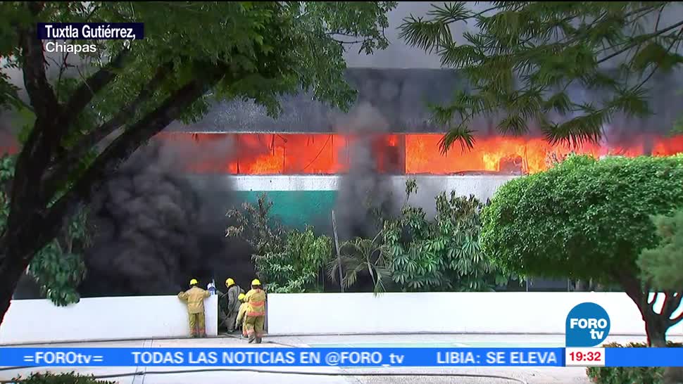 Incendian oficinas educativas en Tuxtla Gutiérrez