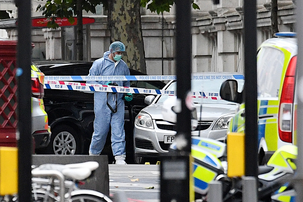Policía de Londres descarta acto terrorista incidente con auto cerca de museo