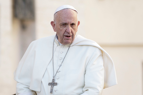 Papa critica 'las lógicas nacionales' que ponen en riesgo sueño de Europa
