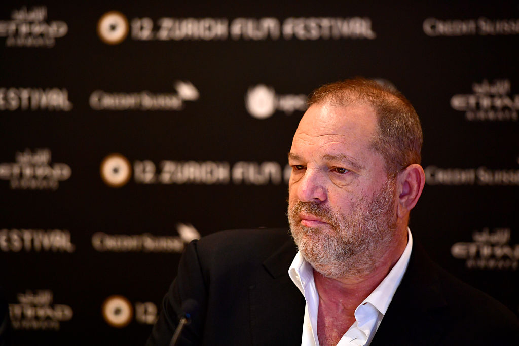 Sindicato productores Hollywood expulsa Harvey Weinstein
