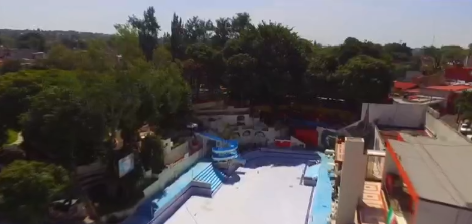 Albercas vacías del balneario 'Agua Hedionda' en Cuautla, Morelos