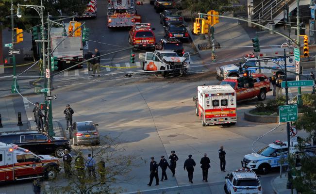 Suman 8 muertos ataque terrorista ciudad Nueva York