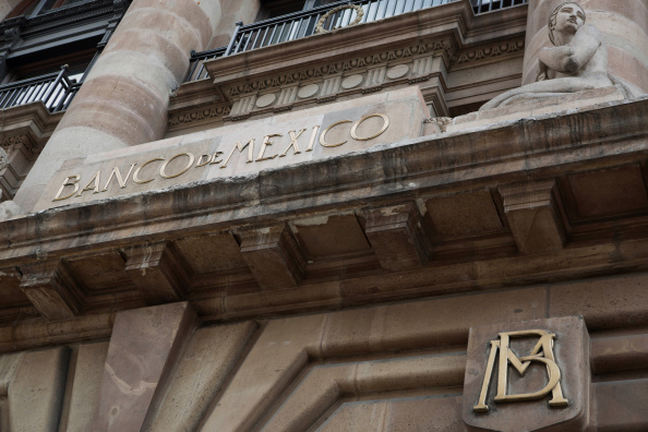 Banco de México asigna 1,000 mdd para coberturas cambiarias