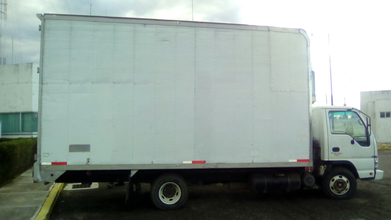Camión robado y recuperado con combustible ilícito en Puebla 