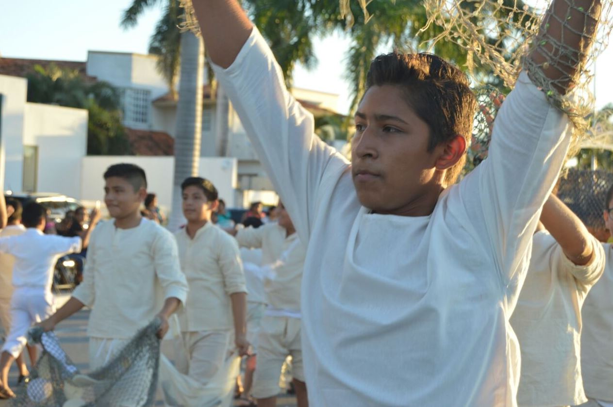 Habitantes de Campeche celebran sus raíces con el Paseo de la Campechanidad