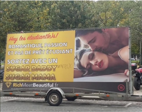 Francia prohíbe publicidad de página web por incitar la prostitución de jóvenes