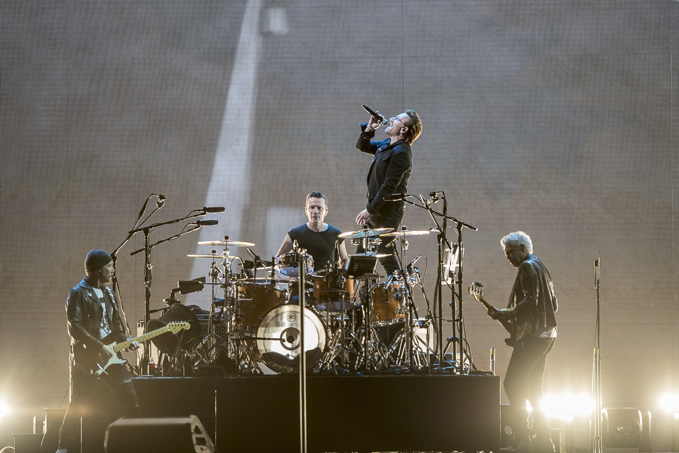 U2 concierto lanza oraciones para México