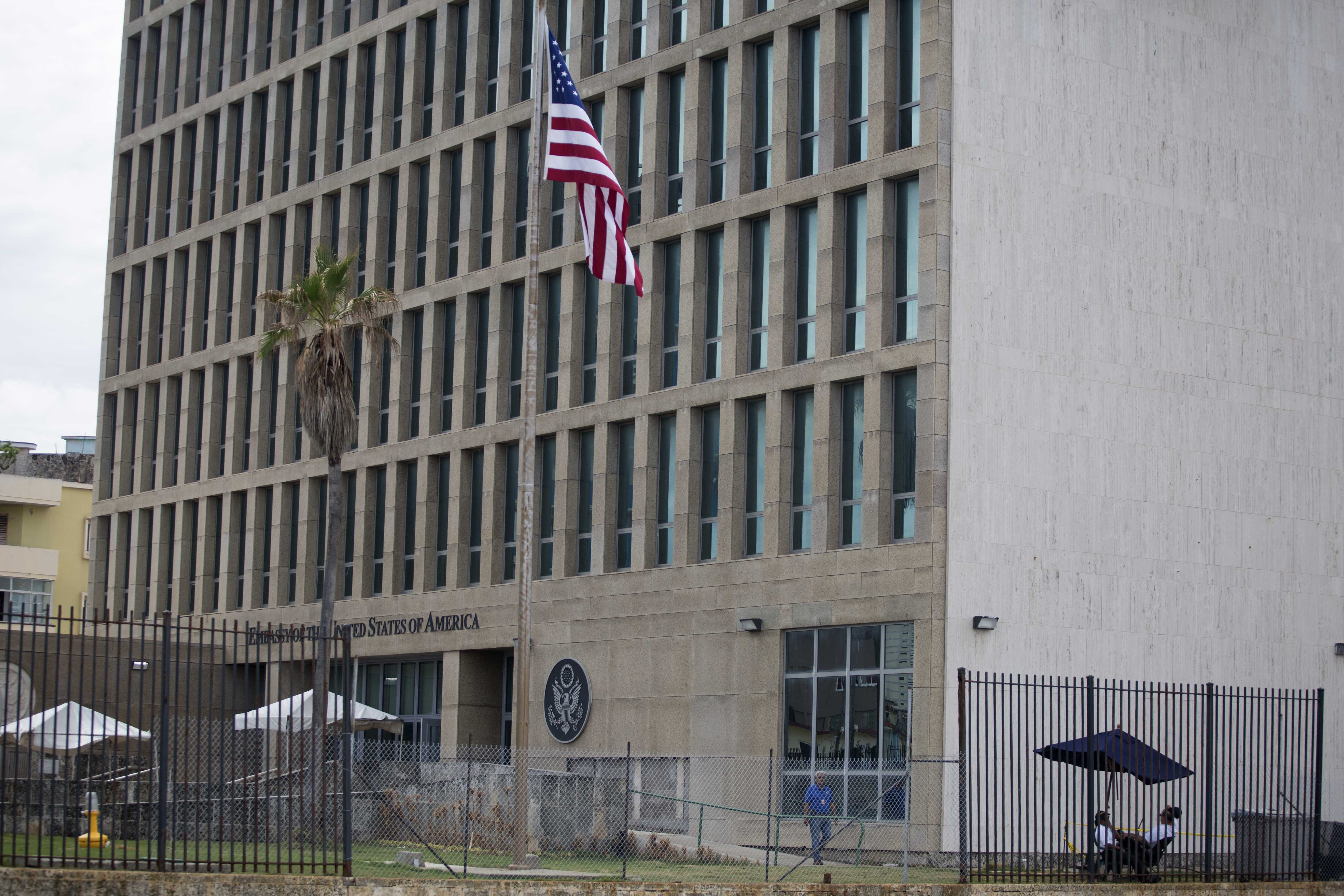 Estados Unidos traslada temporalmente su oficina Inmigración Cuba México