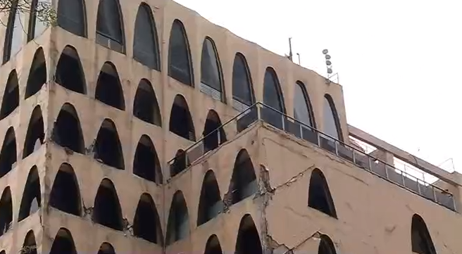 Trabajos de demolición del edificio afectado en Génova 33 tras sismo