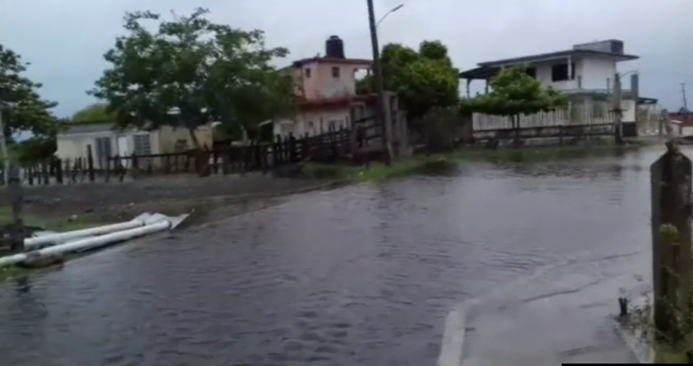 desbordamiento de rio en alvarado veracruz afecta 20 casas