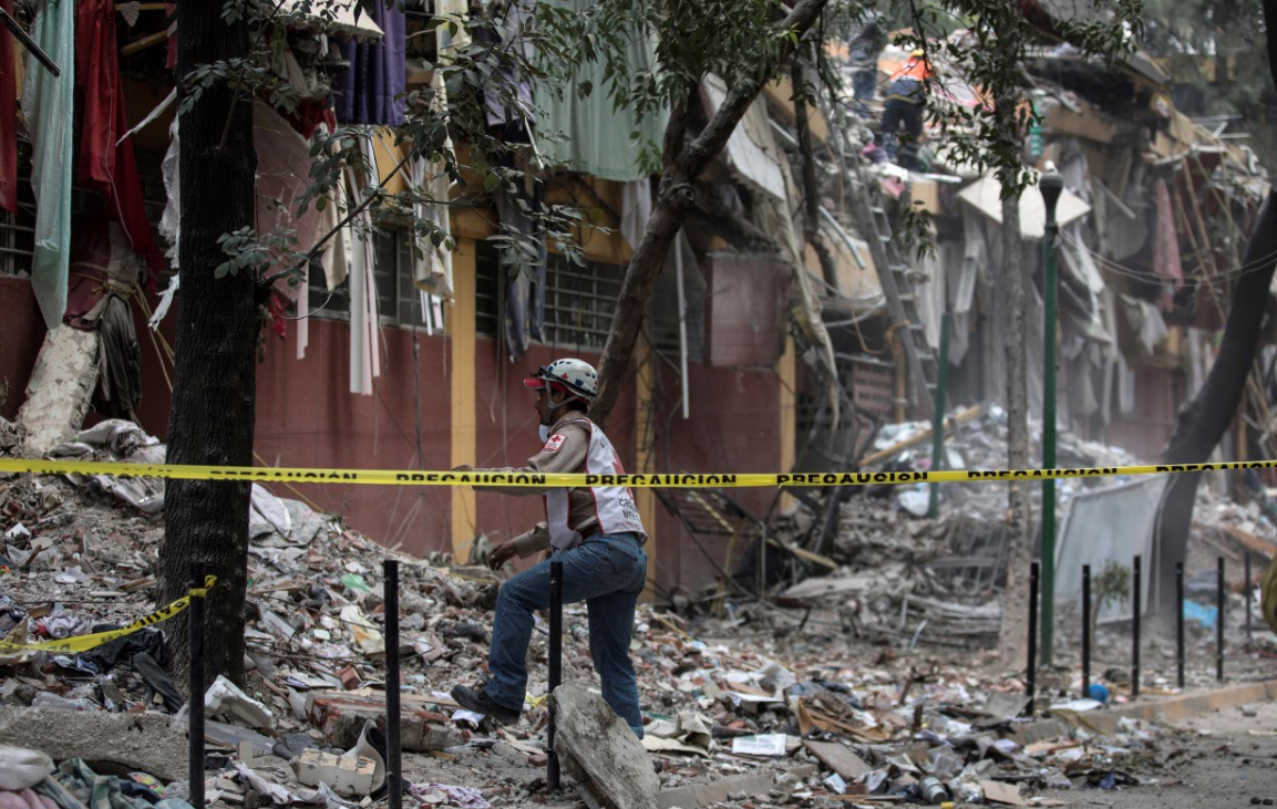 Destrucción en multifamiliar de Tlalpan tras sismo del 19 de septiembre