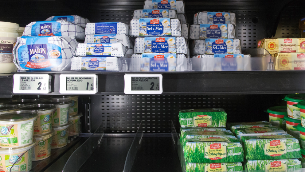Escasea mantequilla en Francia, el precio del producto aumenta en el mundo