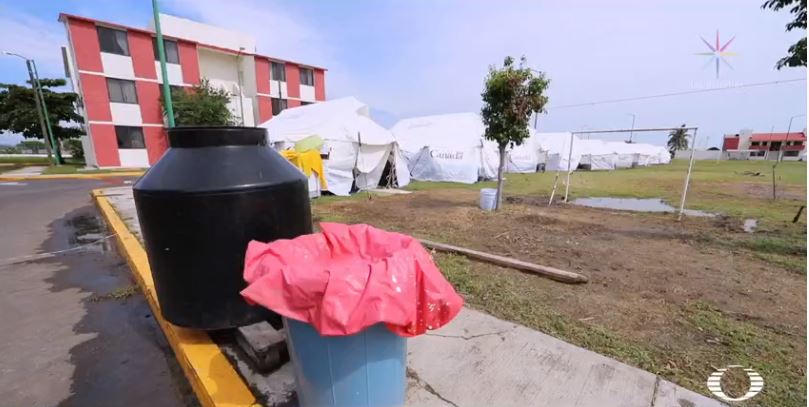 Familias de soldados viven en casas de campaña tras resultar afectados por sismo del 7 de septiembre