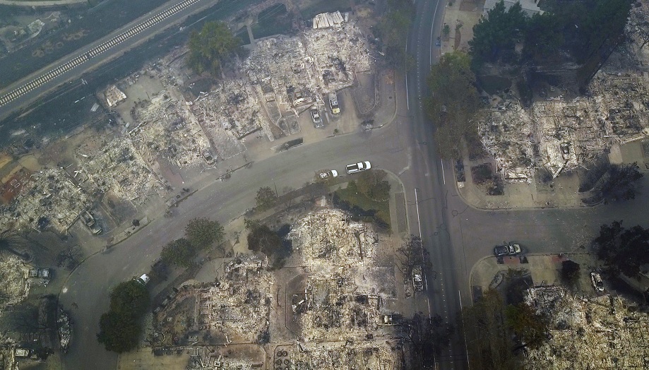 Captan desde el espacio la devastación de incendios forestales en California