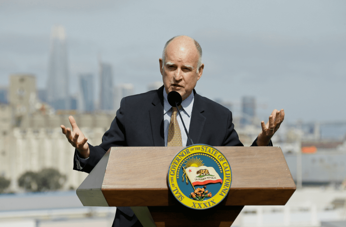 Gobernador California lamenta no haber convencido a Trump del cambio climático