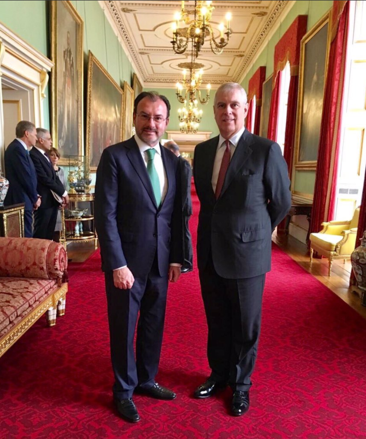 Videgaray reúne príncipe Andrew Palacio Buckingham