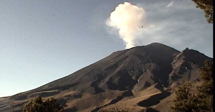 Monitoreo del volcán Popocatépetl el 18 de octubre.