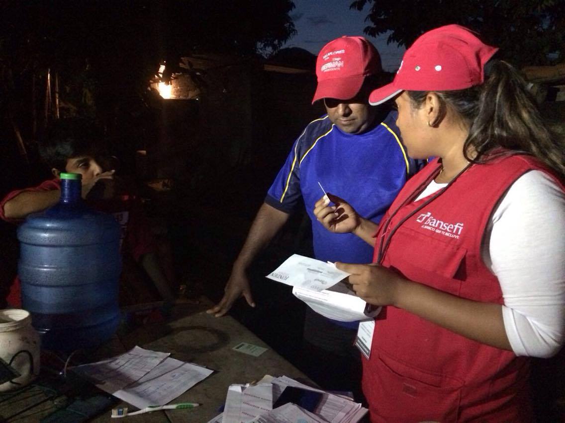 Entregan tarjetas del Fonden a damnificados por sismo en Chiapas