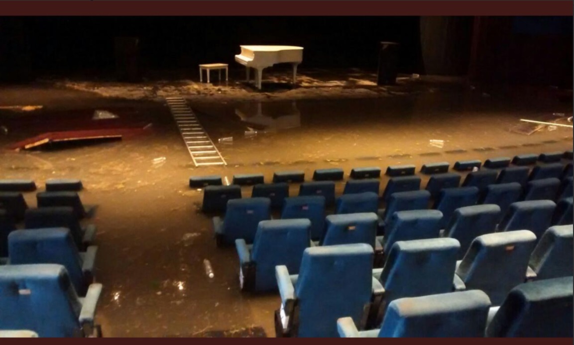 teatro afecta inmuebles en gomez palacio