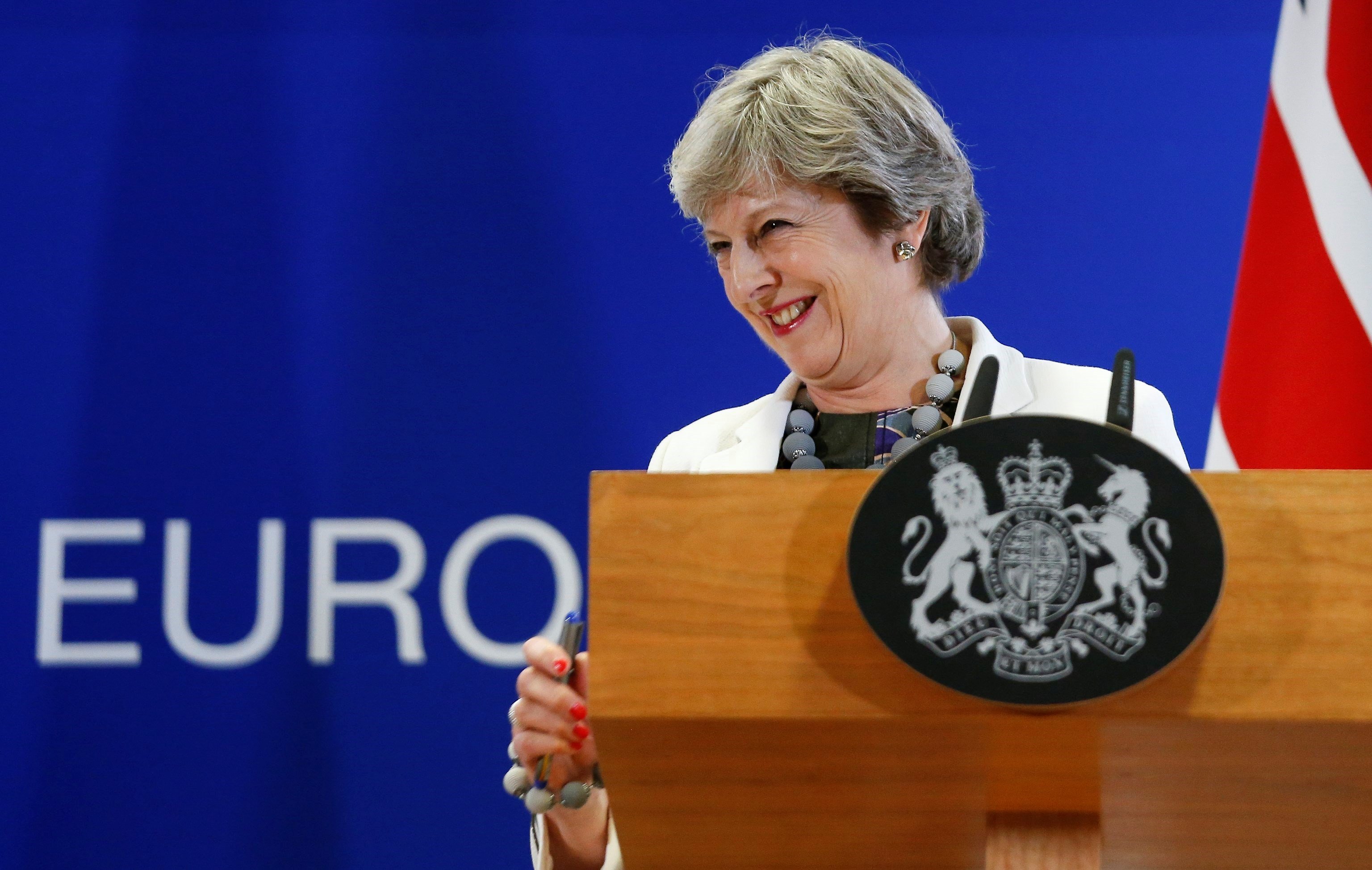 Theresa May habla del Brexit durante cumbre del Consejo Europeo en Bruselas
