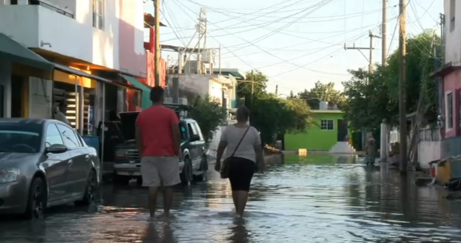 vecinos de la colonia tamesi padecen inundaciones