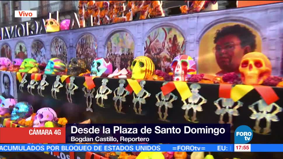 Mega ofrenda de la UNAM en Plaza Santo Domingo